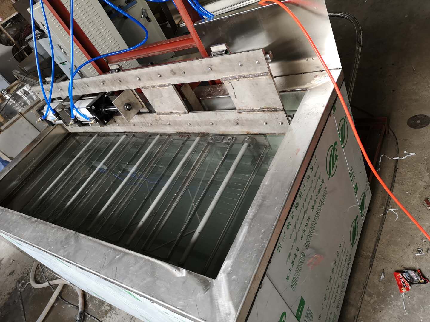 超聲波清洗機(jī)制造商行業(yè)有什么優(yōu)勢(shì)？