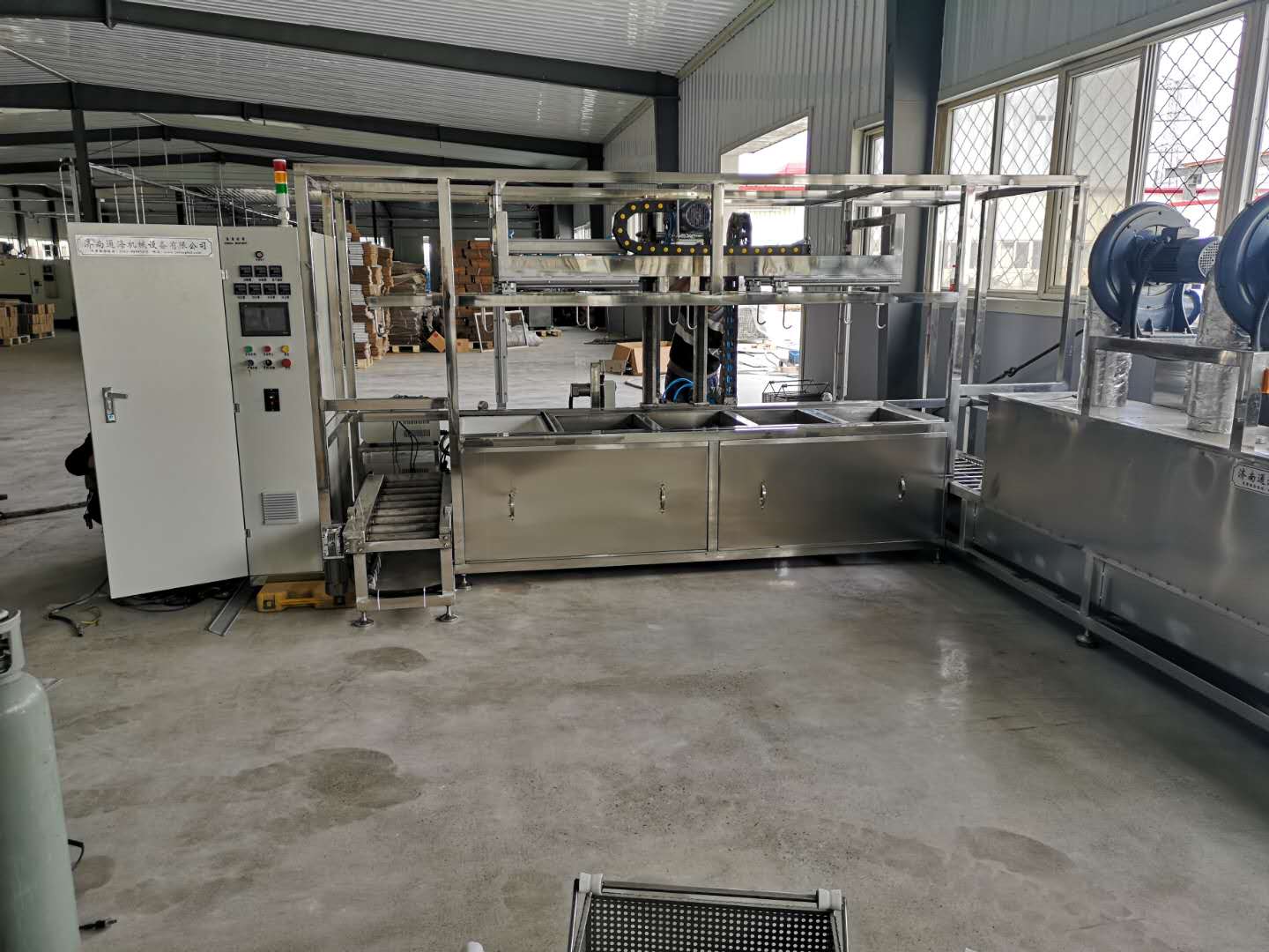 超聲波清洗機(jī)應(yīng)該怎樣選擇更適合的清洗液呢？